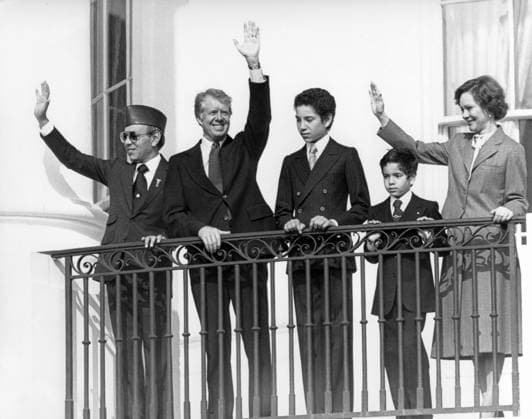 State Visit Honoring King Hassan II of Morocco United States President Jimmy Carter, second left, and King Hassan II of Morocco, left, accompanied by first lady Rosalynn Carter, right, and the King™s two sons wave from the Blue Room Balcony following the State Arrival Ceremony on the South Lawn of the White House in Washington, DC on November 14, 1978. Credit: Benjamin E. Gene Forte CNP Washington District of Columbia United States of America EDITORIAL USE ONLY Copyright: xx WA-6088 BenjaminxE.x Gene xFortex-xCNPx cnpphotos269849