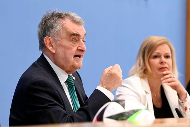 Herbert Reul and Nancy Faeser at the Federal Press Conference 10 days before the European Championship Preparing the federal and state governments for security and cohesion at the Federal Press Conference Center Berlin, 04 06 2024 Foto:xF.xKernx xFuturexImagex em_4627
