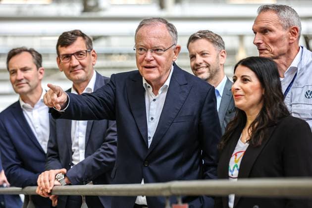 Ceremony 50 years of Golf production at Volkswagen in Wolfsburg Ceremony 50 years of Golf production, assembly hall v r , Dr Rainer Fessel, VW Plant Manager Wolfsburg, Daniela Cavallo, Chairwoman Gene