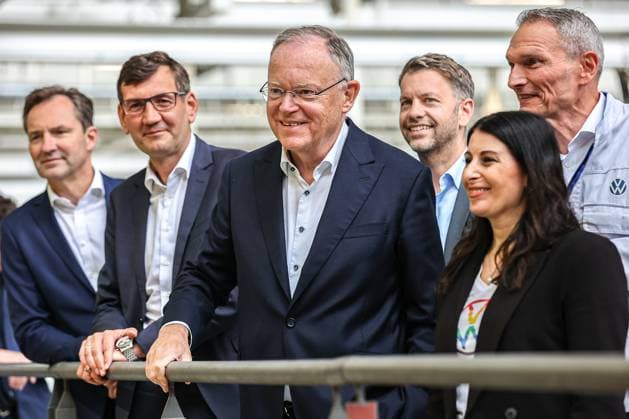Ceremony 50 years of Golf production at Volkswagen in Wolfsburg Ceremony 50 years of Golf production, assembly hall v r , Dr Rainer Fessel, VW Plant Manager Wolfsburg, Daniela Cavallo, Chairwoman Gene