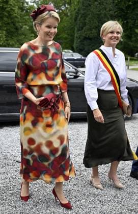 Queen Mathilde of Belgium and Waterloo mayor Florence Reuter pictured during the award ceremony of the Queen Elisabeth Violin Competition 2024, at the Queen Elisabeth Music Chapel (Chapelle Musicale Reine Elisabeth - Muziekkapel Koningin Elisabeth), in Waterloo on Tuesday 04 June 2024.  ERICxLALMAND 93955125