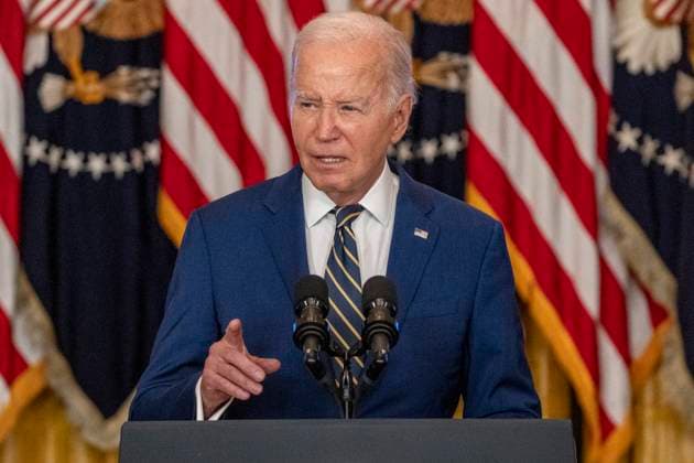 President Joe Biden speaks on the signing of the executive order that will temporarily shut down asylum requests in the East Room of the White House in Washington, DC on Tuesday, June 4, 2024. The executive order will temporarily shut down asylum requests once the average number of daily encounters tops 2,500 between official ports of entry.  WAP2024060431 KenxCedeno