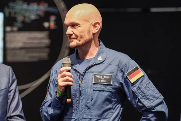 News Themen der Woche KW23 News Bilder des Tages Berlin, Deutschland 05. Juni 2024: Internationale Luft- und Raumfahrtausstellung ILA 2024 Im Bild: ESA-Astronaut Alexander Gerst *** Berlin, Germany 05 June 2024 International Aerospace Exhibition ILA 2024 In the picture ESA astronaut Alexander Gerst Copyright: xFotostandx xReuhlx