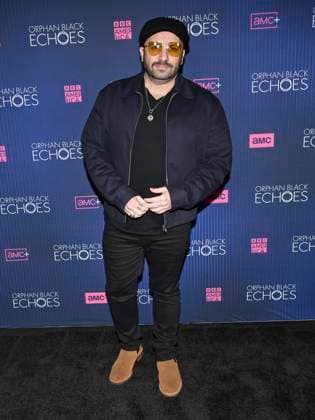 Orphan Black Echoes red carpet at Hollywood 04 June 2024 West Hollywood, California Brad Everett Young Orphan Black Echoes Red Carpet at he West Hollywood EDITION Photo Credit Billy Bennight AdMedia 305921 2024 06 04 California West Hollywood United States  Copyright: xAdMediax STAR_305921_053