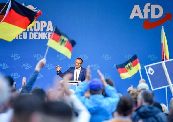 Politik , Kundgebung in Oranienburg 05.06.2024, xdanx, Politik , Kundgebung in Oranienburg, v.l.Tino Chrupalla, Bundesvorsitzender und Fraktionsvorsitzender der AfD bei einer Kundgebung der AfD auf dem Schlossplatz Oranienburg. Oranienburg Schlossplatz Oranienburg Brandenburg Deutschland (DE) *** Politics , Rally in Oranienburg 05 06 2024, xdanx, Politics , Rally in Oranienburg, f l Tino Chrupalla, Federal Chairman and Parliamentary Group Leader of the AfD at an AfD rally on Oranienburg Castle Square Oranienburg Oranienburg Castle Square Oranienburg Brandenburg Germany EN Copyright: xDanielxLakomskix