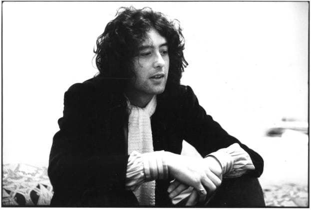 Jimmy Page of Led Zeppelin in 1978 * Higher Rates Apply * Michael Putland RetnaUK Credit all uses Jimmy Page of Led Zeppelin in 1978 * Higher Rates Apply * Michael Putland RetnaUK Credit all uses,  Copyright: x xMichaelxPutlandx xAvalonx 0535893588