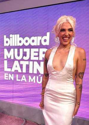 The American singer from a Venezuelan family Elena Rose poses on the carpet at the second edition of the Billboard Women in Latin Music gala held this Saturday in Miami, Florida, United States, 8 June 2024. The second edition of Billboard Latin Women in Music was held this Saturday in Miami without the main winner, the Colombian Karol G, and with a pink carpet in which classic, monochromatic and camera-chosen outfits dominated. Without Karol G and with classic fashion, the Billboard Latin Women in Music gala is held !ACHTUNG: NUR REDAKTIONELLE NUTZUNG!  Copyright: xAliciaxCivitax USA5598 20240609-55013819164_1