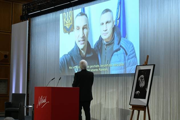 Greeting from Vitali and Wladimir Klitschko as a video interlude at the presentation of the Lev Kopolev Prize for Peace and Human Rights 2023 2024