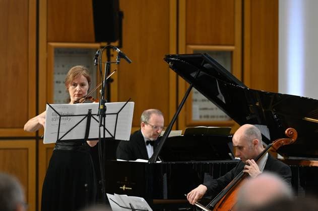 The classical trio conducted by Yaromyr Bozhenko plays at the award ceremony for the Lev Kopolev Prize for Peace and Human Rights 2023 2024