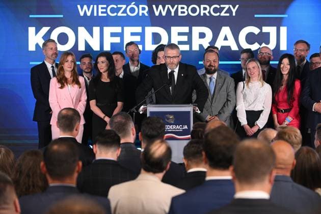 European Parliament elections Warszawa 07.06.2024. Wybory do Parlamentu Europejskiego. Konfederacja, wieczor wyborczy. Grzegorz Braun.,Image: 880217524, License: Rights-managed, Restrictions: , Model Release: no, Credit line: Adam Chelstowski Forum European Parliament elections in Poland. 880217524  0880217524