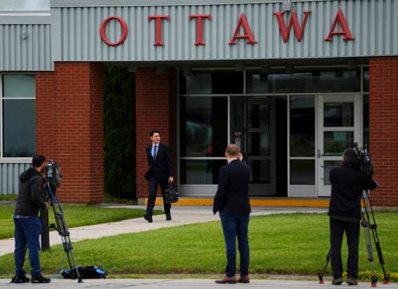 June 12, 2024, Ottawa, Ontario, Canada: Prime Minister Justin Trudeau departs Ottawa on Wednesday, June 12, 2024, on route to Italy to attend the G7 Summit. Ottawa Canada  - ZUMAc35_ 20240612_zaf_c35_006_20240612 Copyright: xSeanxKilpatrickx