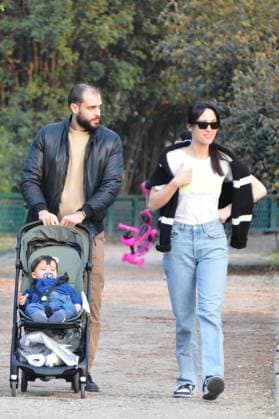 Milan, Italy: Claudio Mangiarotti rights copyright Milan- Aurora Ramazzotti with her partner Goffredo Cerza, little Cesare Augusto and grandmother Ineke at the Sempione park playing games. Note the first steps of Cesare Augusto competition archive Ph Claudio Mangiarotti Milan  - ZUMAp169 20240612_zea_p169_524_20240612 Copyright: xPhxClaudioxMangiarottixcopyrightx