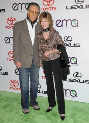 2010 Environmental Media Association Awards Jane Fonda and Richard Perry at The 2010 Environmental Media Association Awards held at WB Studios in Burbank, California on October 16,2010 Copyright 2010 Debbie VanStory iPhotoLive.com Burbank California United States EDITORIAL USE ONLY Copyright: xDebbiexVanStory xiPhotoLive.comx DVSx iphotos259211