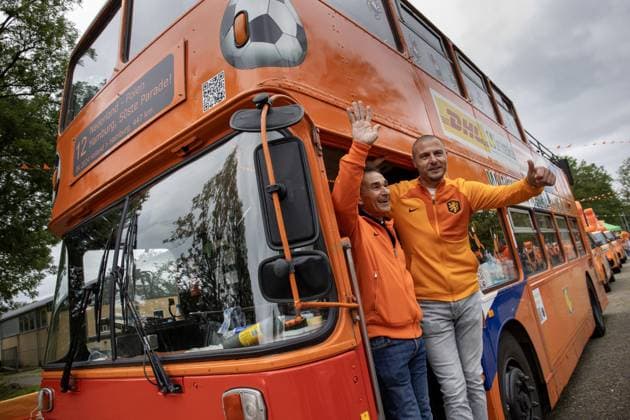 HARDENBERG - Former football players Gerald Vanenburg and Danny Koevermans (lr) wave goodbye to Dutch supporters who have gathered at football club HHC Hardenberg. The KNVB organized a fan parade with the hope that as many Orange fans as possible will set sail in a caravan to Hamburg in Germany where the Dutch national team will play the first match of the European Championship against Poland. ANP VINCENT JANNINK netherlands out - belgium out  Copyright: xx x501065275x originalFilename: 501065275.jpg
