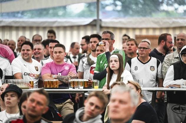 Public viewing in Büderich FOR EDITORIAL PURPOSES ONLY EDITORIAL USE ONLY p Football fans watch the opening match of the European Football Championship in the Scützenzelt in Wesel Büderich on Friday, June 14, 2024 Photo Markus Weissenfels FUNKE Foto Services p Colorful Wesel Copyright MarkusxWeissenfels Copyright: MarkusxWeißenfels doc7vvc7qisu8410330mc0u ,EDITORIAL USE ONLY Copyright: MarkusxWeißenfels
