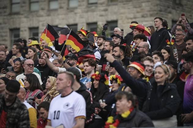 Public Viewing Kennedyplatz FOR EDITORIAL PURPOSES ONLY EDITORIAL USE ONLY p EM Public Viewing on Friday, June 14, 2024 for the opening match Germany vs Scotland Fan Fest at Kennedyplatz for the kick-off of the European Football Championship 2024 Germany North Rhine-Westphalia Essen Copyright SocratesxTassos Copyright: SocratesxTassos doc7vvcnfl6n8757jh7p30 ,EDITORIAL USE ONLY Copyright: SocratesxTassos