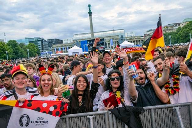Public viewing in Stuttgart Germany Scotland 5 1 25,000 people celebrate the German national soccer team on the fan mile on Schlossplatz Motto for UEFA EURO 2024 The whole city a stadium 14 06 2024 Stuttgart, Baden Württemberg, Germany, Europe