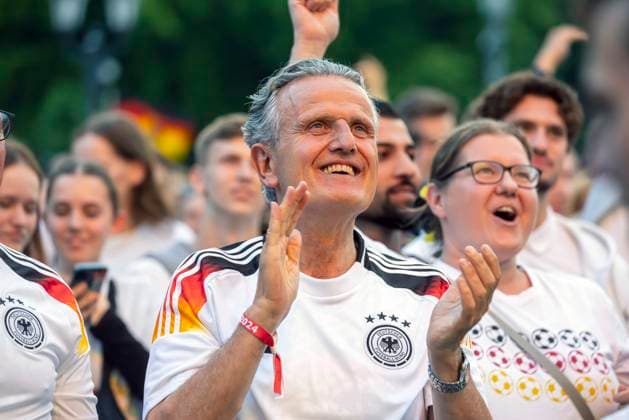 Lord Mayor Dr Frank Nopper CDU in the Germany jersey on the fan mile Public viewing in Stuttgart Germany Scotland 5 1 25,000 people celebrate the German national soccer team on the fan mile on Schlossplatz Motto for UEFA EURO 2024 The whole city a stadium 14 06 2024 Stuttgart, Baden Württemberg, Germany, Europe