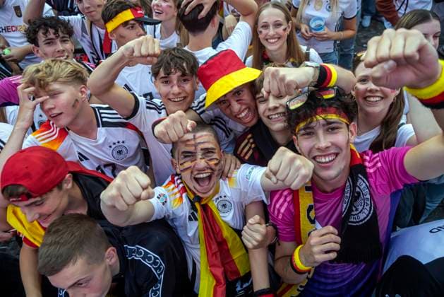 Public viewing in Stuttgart Germany Scotland 5 1 25,000 people celebrate the German national soccer team on the fan mile on Schlossplatz Motto for UEFA EURO 2024 The whole city a stadium 14 06 2024 Stuttgart, Baden Württemberg, Germany, Europe