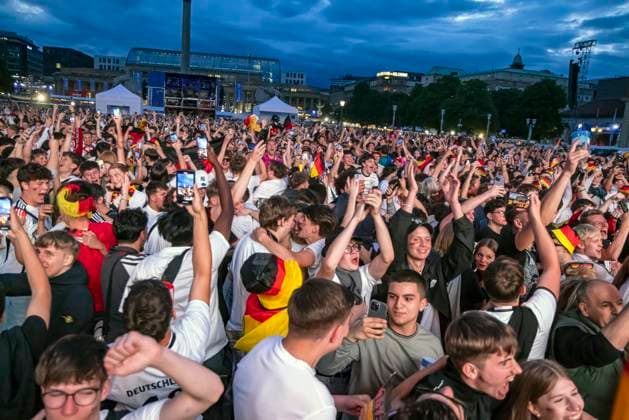 Public viewing in Stuttgart Germany Scotland 5 1 25,000 people celebrate the German national soccer team on the fan mile on Schlossplatz Motto for UEFA EURO 2024 The whole city a stadium 14 06 2024 Stuttgart, Baden Württemberg, Germany, Europe