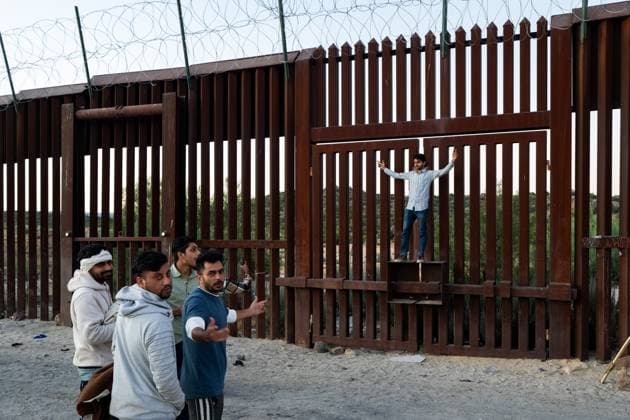 JACUMBA HOT SPRINGS, CA - JUNE 14: Migrants cross into the U.S. from Mexico on June 14, 2024 in Jacumba Hot Springs, California. U.S. President Joe Biden on June 4 unveiled immigration order severely limiting asylum-seeker crossings.  Copyright: xVCGx 111502142464
