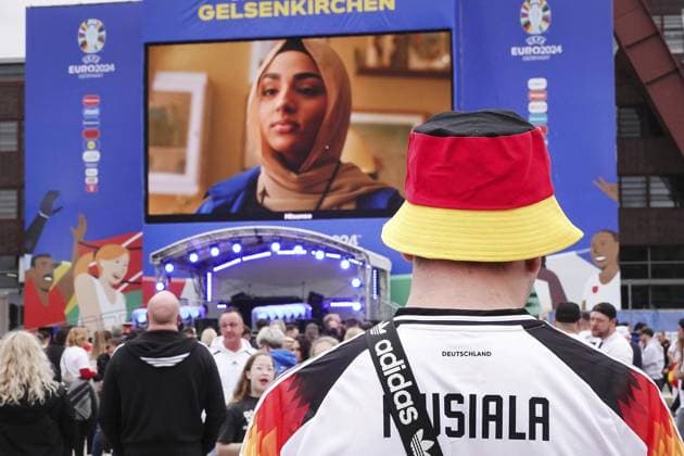 FanZone Spectacular for Euro24 in Nordsternpark FOR EDITORIAL PURPOSES ONLY EDITORIAL USE ONLY p Impression of the FanZone Spectacular on Friday, 14 06 2024 in Nordsternpark in Gelsenkirchen Thousands of soccer fans celebrated to the music of DJ Medusa Germany NRW Gelsenkirchen before the opening match of the European Championshi Copyright: MichaelxKorte doc7vve8xf65qo7zs6g5bc ,EDITORIAL USE ONLY Copyright: MichaelxKorte