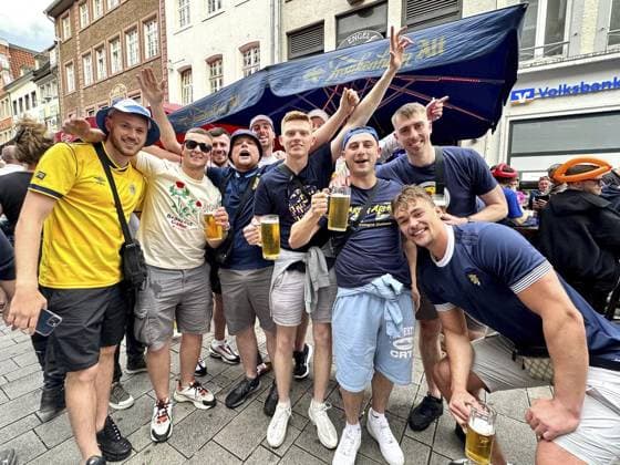 EM 2024 Public Viewing in Düsseldorf FOR EDITORIAL PURPOSES ONLY EDITORIAL USE ONLY p Fans enjoy the match between Germany and Scotland in the European Football Championship in Düsseldorf Germany NRW Düsseldorf Copyright OleksandrxVoskresenskyi on Friday, 14 06 2024, at the Public Viewing Copyright: OleksandrxVoskresenskyi doc7vvedco4meh7npmy5bc ,EDITORIAL USE ONLY Copyright: OleksandrxVoskresenskyi