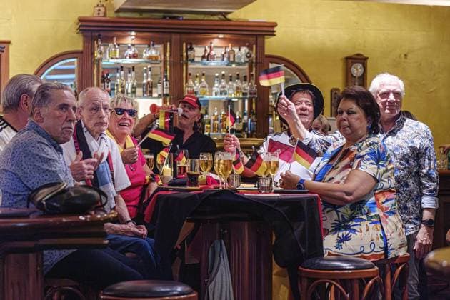 Public Viewing in Duisburg FOR EDITORIAL PURPOSES ONLY EDITORIAL USE ONLY p In the Cafe Museum Public Viewing in Duisburg the European Championship in Germany starts with the match Germany Scotland Saturday, June 14, 2024 in Duisburg ¨ Germany NRW Duisburg Copyright ChristophxWojtyczka Copyright: ChristophxWojtyczka doc7vvfbt7clmuq1zzj5bc ,EDITORIAL USE ONLY Copyright: ChristophxWojtyczka