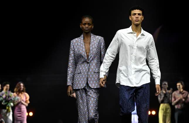 Winners Micklate Deci of Mozambique, left, and Imade Darouache of Italy after world final of competition Schwarzkopf Elite Model Look in Prague, Czech Republic, June 15, 2024. (CTKxPhoto KaterinaxSulova) CTKPhotoP2024061504882  CTKPhotoP2024061504882
