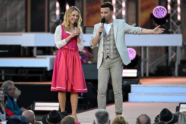 15 06 2024 Bad Kleinkirchheim St Oswald am Hoferriegel in Austria AUT Wenn die Musi spielt Open Air 2024 Stefanie Hertel and Marco Ventre,
