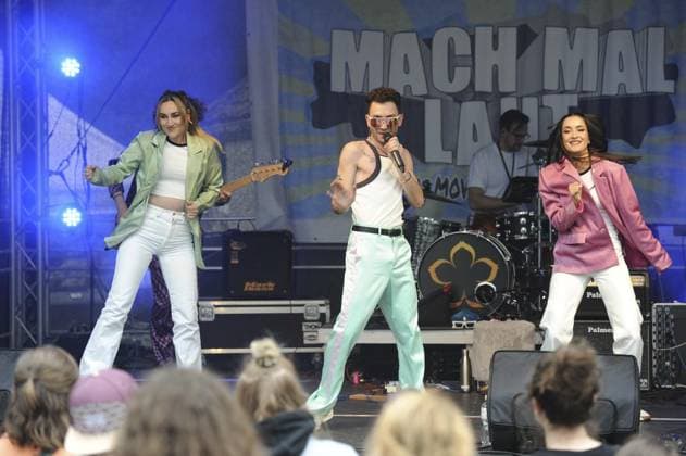 Youth music festival MACH MAL LAUT FOR EDITORIAL PURPOSES ONLY EDITORIAL USE ONLY p Rudy Chopper performs on Saturday, 15 06 2024, at the youth music festival MACH MAL LAUT in Moers Germany NRW Moers Copyright OleksandrxVoskresenskyi Copyright: OleksandrxVoskresenskyi doc7vvw97qsf1eiuruthyj ,EDITORIAL USE ONLY Copyright: OleksandrxVoskresenskyi