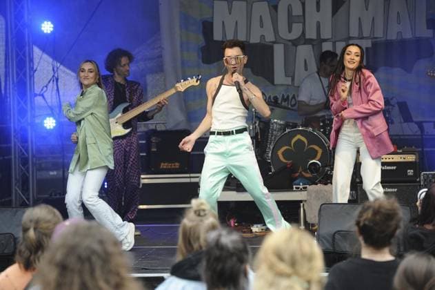 Youth music festival MACH MAL LAUT FOR EDITORIAL PURPOSES ONLY EDITORIAL USE ONLY p Rudy Chopper performs on Saturday, 15 06 2024, at the youth music festival MACH MAL LAUT in Moers Germany NRW Moers Copyright OleksandrxVoskresenskyi Copyright: OleksandrxVoskresenskyi doc7vvw97uir75lw8naa51 ,EDITORIAL USE ONLY Copyright: OleksandrxVoskresenskyi