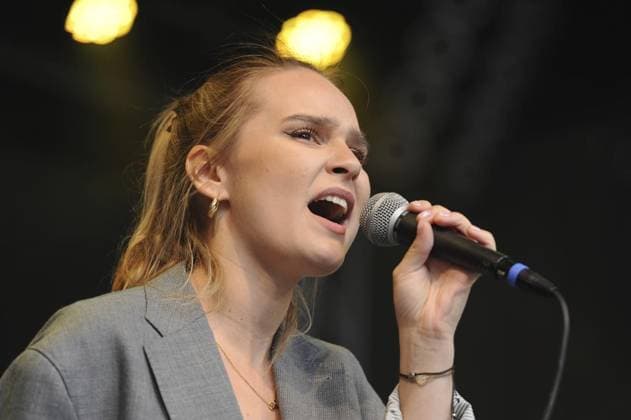 Youth music festival MACH MAL LAUT FOR EDITORIAL PURPOSES ONLY EDITORIAL USE ONLY p Angelina Kalke performs on Saturday, 15 06 2024, at the youth music festival MACH MAL LAUT in Moers Germany NRW Moers Copyright OleksandrxVoskresenskyi Copyright: OleksandrxVoskresenskyi doc7vvwaext5gg1jhsoi91 ,EDITORIAL USE ONLY Copyright: OleksandrxVoskresenskyi