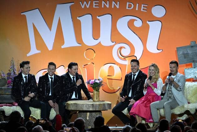 15 06 2024 Bad Kleinkirchheim St Oswald am Hoferriegel in Austria AUT Wenn die Musi spielt Open Air 2024 Esteriore Brothers with Stefanie Hertel and Marco Ventre,