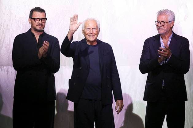 Bilder des Jahres 2024, Entertainment 06 Juni Entertainment Themen der Woche KW25 Entertainment Bilder des Tages MFW - Armani Runway Giorgio Armani walks the catwalk of the Armani s Spring Summer 2025 Menswear Fashion show on June 17, 2024 in Milan, Italy. Photo by Marco Piovanotto ABACAPRESS.COM Milan Italy  Copyright: xPiovanottoxMarco ABACAx