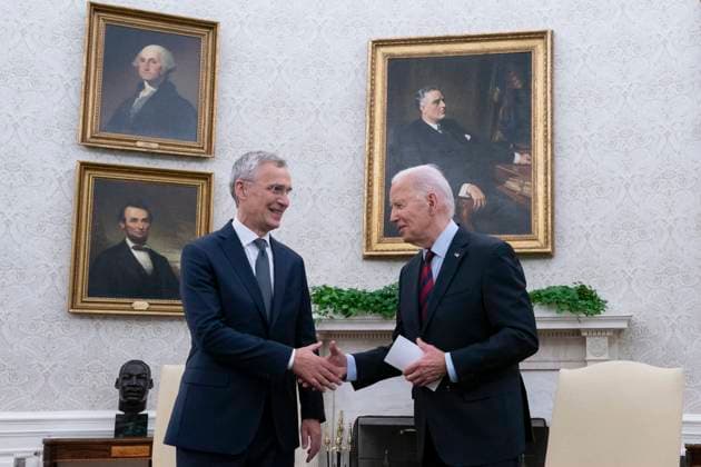 News Themen der Woche KW25 News Bilder des Tages President Joe Biden hosts a bilateral meeting with Secretary General Jens Stoltenberg of NATO United States President Joe Biden hosts a bilateral meeting with Secretary General Jens Stoltenberg of NATO at the White House in Washington, DC, June 17, 2024. Credit: Chris Kleponis Pool via CNP Washington DC United States  Copyright: xPool ABACAx