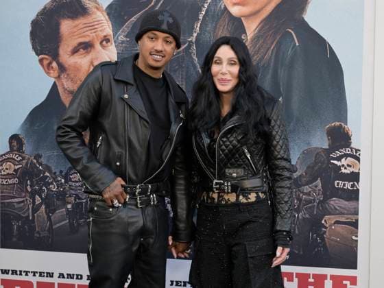 Entertainment Themen der Woche KW25 Entertainment Bilder des Tages June 17, 2024, Hollywood, California, USA: Alexander Edwards and Cher attend the Los Angeles Premiere of Focus Features The Bikeriders Hollywood USA - ZUMAb173 20240617_aap_b173_053 Copyright: xBillyxBennightx