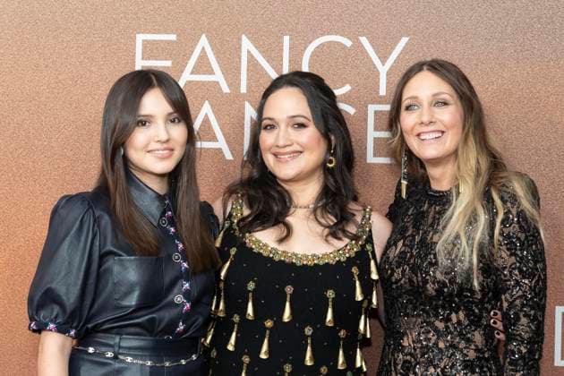Entertainment Themen der Woche KW25 June 17, 2024, New York, New York, United States: Isabel Deroy-Olson, Lily Gladstone and Erica Tremblay attend premiere of Fancy Dance by Apple Original Film at Directors Guild of America Theater in New York on June 17, 2024 New York United States - ZUMAr339 20240617_znp_r339_083 Copyright: xLevxRadinx