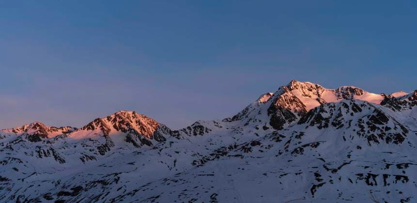 The Oetztal Alps during winter with ice and snow near Vent, Tyrol. Sunrise over Mount Wildspitze (3768m), one of the highest and most famous peaks in Austria, Mount Brochkogel, Mount Fluchtkogel. Europe, Central Europe, Austria, Tyrol, March 2012 The Oetztal Alps during winter with ice and snow near Vent, Tyrol. Sunrise over Mount Wildspitze (3768m), one of the highest and most famous peaks in Austria, Mount Brochkogel, Mount Fluchtkogel. Europe, Central Europe, Austria, Tyrol, March 2012,  Copyright: xMartinxZwickx xAvalonx 0545732958