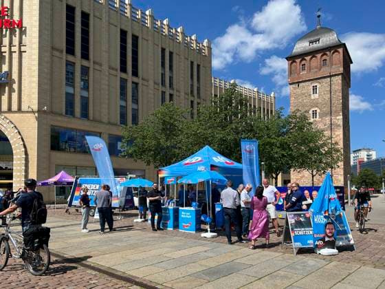 Wahlkampfstand der AfD in Chemnitz Wahlkampfstand der AfD in Chemnitz right wing party AfD electoral campaign in Chemnitz, 8.6.2024 *** Election campaign stand of the AfD in Chemnitz Election campaign stand of the AfD in Chemnitz right wing party AfD electoral campaign in Chemnitz, 8 6 2024