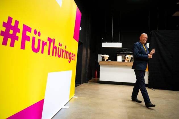 FDP THÜRINGEN AUFTAKT LANDTAGSWAHLKAMPF 18 06 2024 - Weimar: Der Spitzenkandidat der Thüringer FDP, Thomas L. Kemmerich. Wahlkampfauftakt zur Landtagswahl 2024 der FDP Thüringen am 18. Juni 2024 im Uhrenwerk in Weimar. _________________ *** FDP THURINGIA OPEN MEETING LANDTAGSWAHLKAMPF 18 06 2024 Weimar The top candidate of the Thuringian FDP, Thomas L Kemmerich Election campaign kick-off for the state election 2024 of the FDP Thuringia on June 18, 2024 in the clock factory in Weimar
