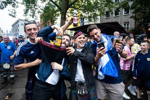 UEFA EURO 2024 in Cologne, Public Viewing in Cologne, Fan Zone at Heumarkt, Altermarkt Although Public Viewing was canceled, fans of Scotland UEFA EURO 2024 in Cologne, Public Viewing in Cologne, Fan Zone at Heumarkt, Altermarkt Cologne Downtown NRW Germany Copyright: xBEAUTIFULxSPORTS Buriakovx