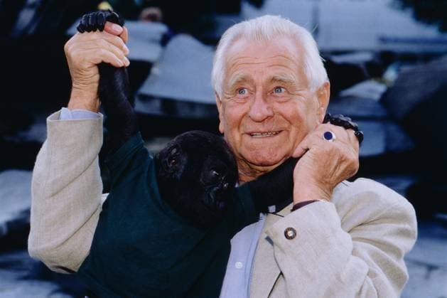Archivbilder der Woche KW25 Heinz Sielmann Heinz Sielmann, deutscher Tierfilmer, Zoologe, Publizist, im SAT 1 Fernsehen präsentiert er die Tiersendung: Sielmanns Abenteuer Natur, 1996., Deutschland Copyright: kpa kpa_55051539 EDITORIAL USE ONLY