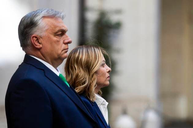 Bilder des Jahres 2024, News 06 Juni News Themen der Woche KW26 News Bilder des Tages June 24, 2024, Rome, ITALY: Italian Prime Minister Giorgia Meloni welcomes Hungarian Prime Minister, Viktor Orban, prior their meeting at Chigi Palace in Rome, Italy, 24 June 2024..ANSA ANGELO CARCONI Rome ITALY  - ZUMAa110 20240624_zaf_a110_033 Copyright: xAngeloxCarconix