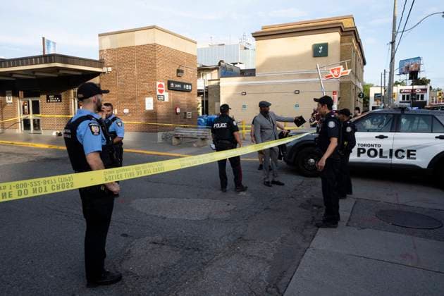 June 25, 2024, Toronto, On, CANADA: Toronto Police officers work the scene of a stabbing at Jane Subway Station in Toronto, on Tuesday, June 25, 2024. Toronto CANADA  - ZUMAc35_ 20240625_zaf_c35_136 Copyright: xArlynxMcadoreyx