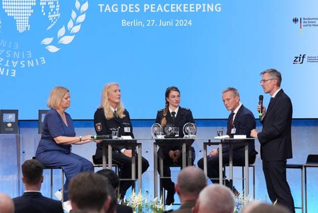 Day of Peacekeeping, award ceremony for international peace missions by Federal Minister of the Interior Nancy Faeser together with Doerte Papakonstantinou Chief Superintendent of Criminal Investigation, Lysanne Koehnke Chief Superintendent of Police Andre Stock Chief Constable and Dr Lars
