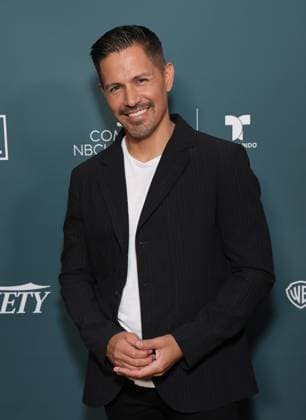 NALIP s 25th Anniversary Red Carpet Celebration At The NeueHouse Hollywood Featuring: Jay Hernandez Where: Hollywood, California, United States When: 28 Jun 2024 Credit: Faye s Vision Cover Images EDITORIAL USE ONLY. NOT FOR USE BY NEWSPAPERS BASED IN THE UK. Copyright: xx coverimg53892639
