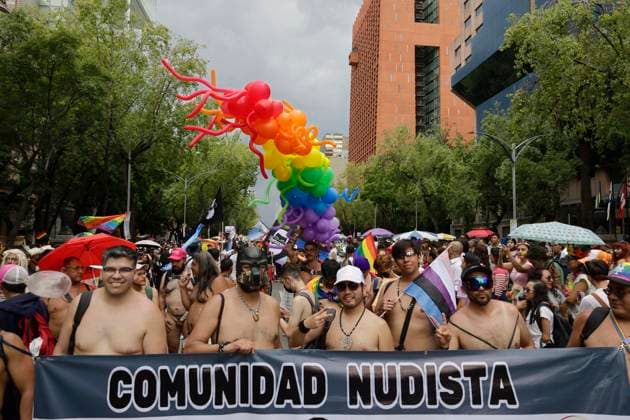 Anti-pride March In Mexico City People are accompanying members of the dissident bloc during the march from the Angel of Independence to the Congress of Mexico City, against the LGBTTTIQA+ Pride March, in rejection of the capitalization of this commemoration and false discourse of alliance through companies and media via advertising and marketing campaigns, leaving aside the real cause and the lack of struggle to eradicate discrimination, racism, classism, homophobia, transphobia, and violence in all its forms that they are facing on a daily basis. Mexico City Mexico City Mexico  Copyright: xGerardoxVieyrax originalFilename: vieyra-notitle240629_npTGL.jpg