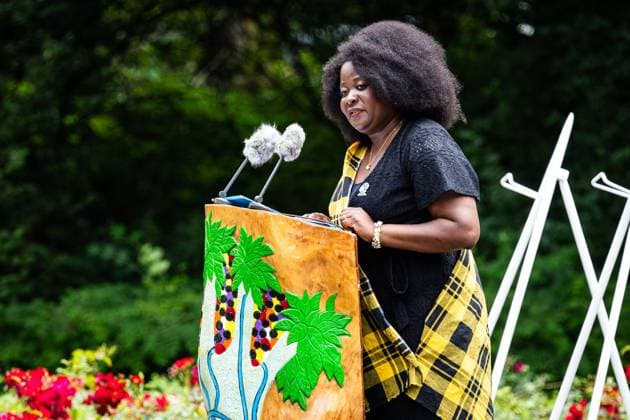 AMSTERDAM - Chairman of the National Institute for the Dutch Slavery History and Legacy Linda Nooitmeer during the national commemoration of the abolition of slavery at the slavery monument in the Oosterpark. The commemoration is organized by the National Institute for the Dutch Slavery History and Legacy (NiNsee). ANP ROBIN VAN LONKHUIJSEN netherlands out - belgium out  Copyright: xx x502527079x originalFilename: 502527079.jpg