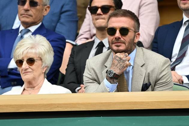 Sandra Beckham and David Beckham watch tennis from The Royal Box on the first day of the Wimbledon tennis championships held at the All England Lawn Tennis & Croquet Club Featuring: Sandra Backham, David Beckham Where: London, United Kingdom When: 01 Jul 2024 Credit: Ray Tang Cover Images **STRICTLY EDITORIAL USE ONLY** EDITORIAL USE ONLY. NOT FOR USE BY NEWSPAPERS BASED IN THE UK. Copyright: xx coverimg53903450